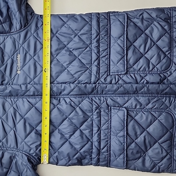 Columbia Women's Quilted  Water Resistant Navy Blue Jacket Faux Fur Sz Small - Picture 16 of 16